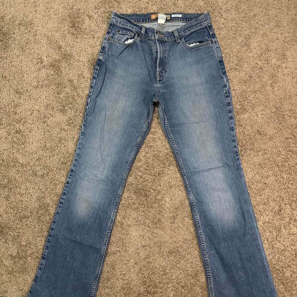 Old navy bootcut jeans in